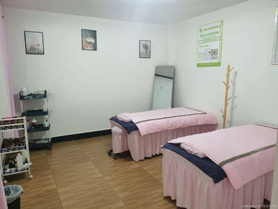 蒙自纤颜美容店