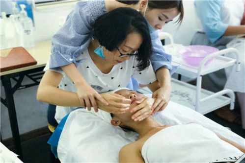 选择西安优质美容学校，开启服务他人之美的事业之路